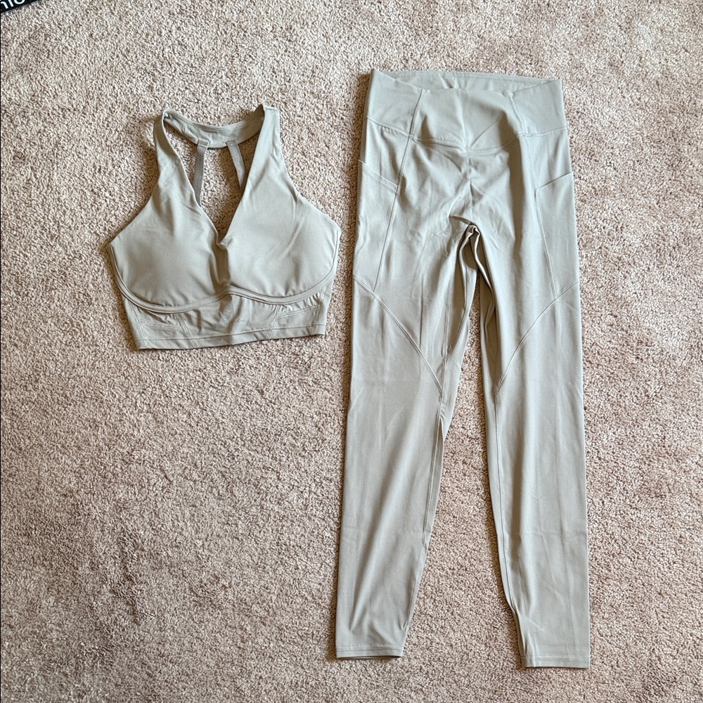 Whitney Simmons x gymshark “the final collection” mushrooms brown set!
